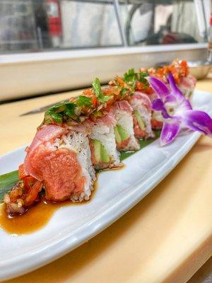 Seared Tuna with Pico De Gallo Salsa Sushi