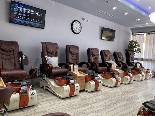 pedicure area