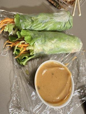 D7. Two Piece Salad Roll