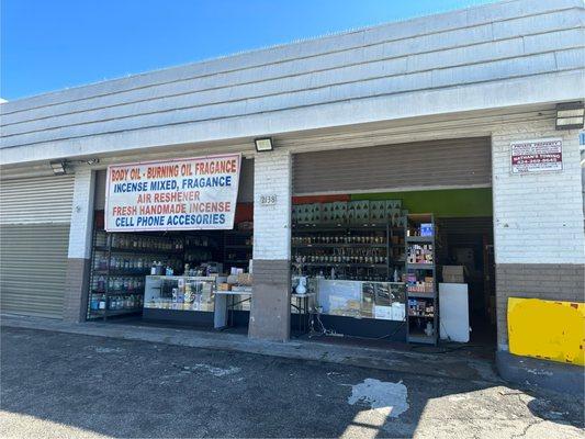 The business is located near the chevron gas station at Century/Ven Ness