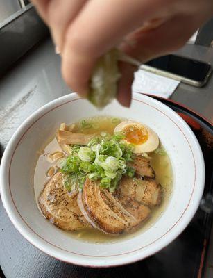 yuzushoyu ramen