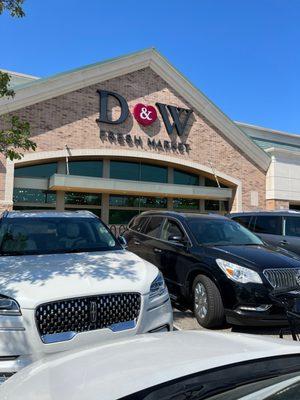 D & W Fresh Market. Offers your everyday grocery needs plus they offer specialty foods as well.