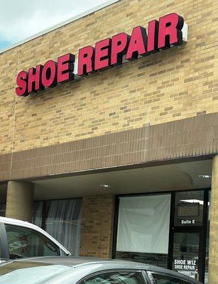 Shoe Wiz Shoe Repair