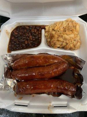 Hot links, Mac n cheese, and beans