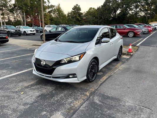 Dan the Man's 2023 Nissan Leaf