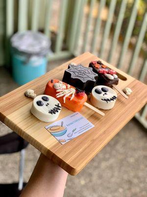 Halloween Cakesicles