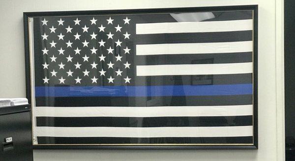 Love the Flag and support to Law Enforcement.