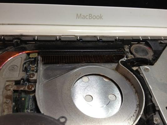 Cleaned MacBook Heatsink & Cooling