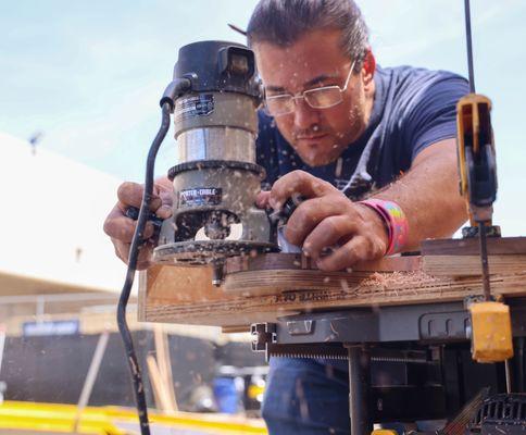 We love wood working too! Use a huge professional wood working shop for your DIY projects or small business.