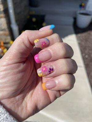 Anna is amazing at details and design. Love my spring nails!