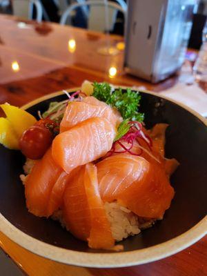 Salmon bowl