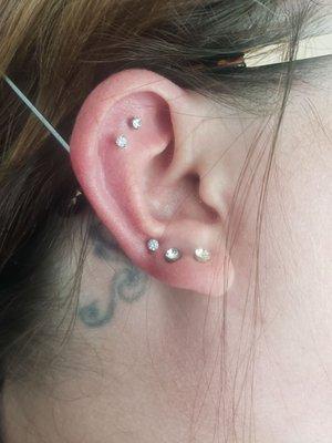 I got 3 piercings today and I love them all! Summer is so nice, friendly and knowledgeable. Everything was clean and done professionally.