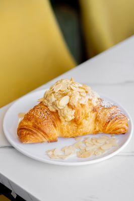 Almond croissant