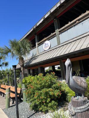 Salty Pelican Front of Restaurant