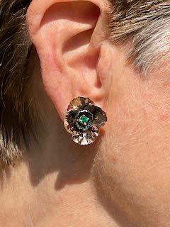 Karenna designed and made a beautiful set of emerald poppy earrings for my wife on our 35th anniversary.  Love them!