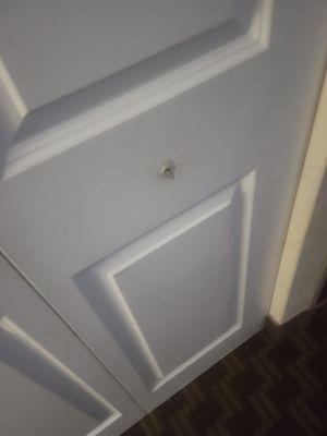 Missing knob to the closet