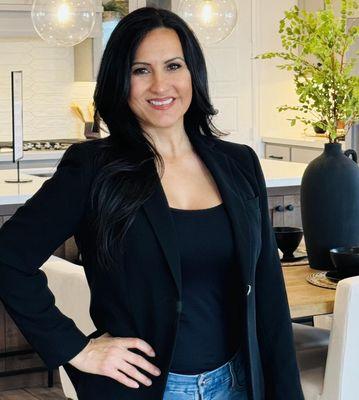 Adriana Martinez Realtor