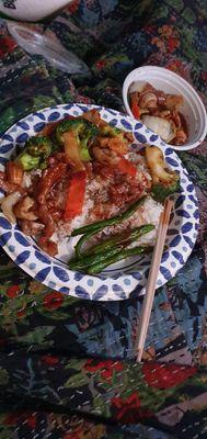 beef with mixed vegetables and a few donor string beans from my spouse's beef w string bean