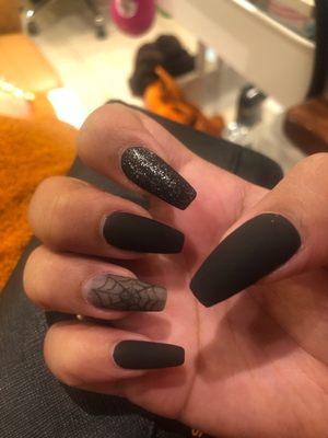 Thank you Nicole for my awesome Halloween nails! You did amazing as always!