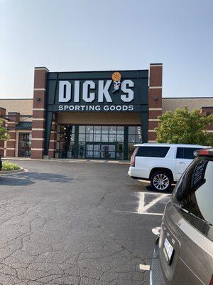 DICK'S Sporting Goods