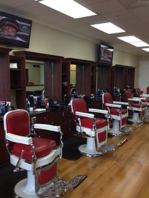 Real and old fashioned barber shop !!