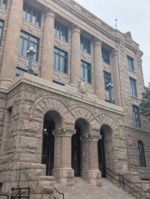 Lamar county represents the Texas tradition well of beautiful Court house's