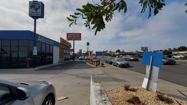 View of Small driveway to enter to get to Smog Clinic way in the back spot