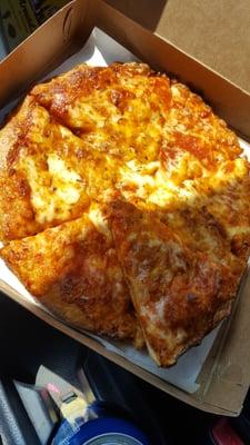 Yummy cheese pizza . From the browned bubbly cheese guessing they use mozzarella and the sauce has nice taste