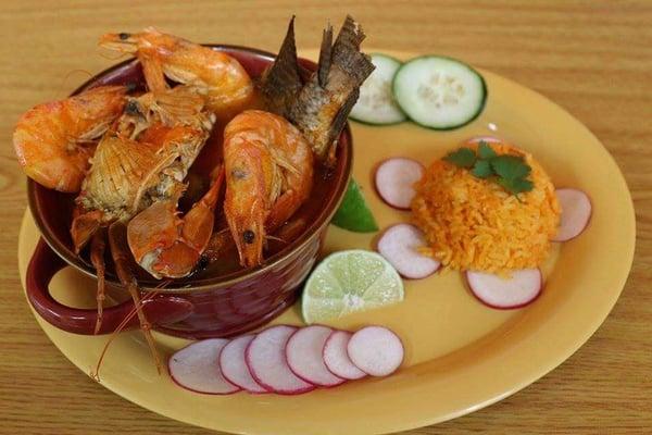 Caldo mariscos