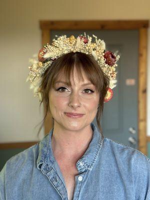 Our Yosemite bride requested a natural look with a winged liner. We used sheer-light foundation coverage and natural shadows for enhancement