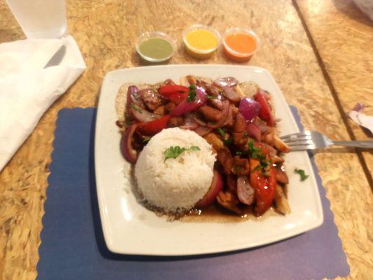 Chicken saltado