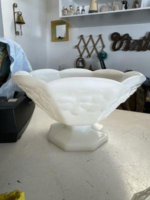 Milk glass bowl