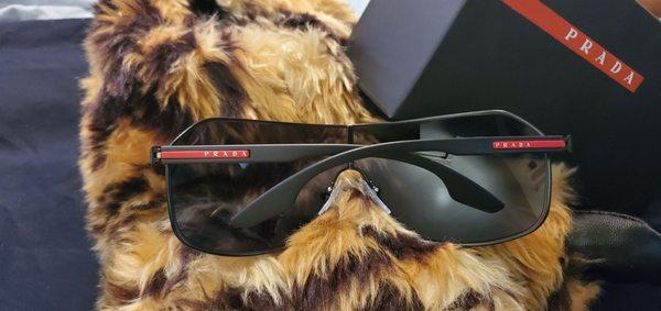 Sunglass hut Prada PS 53VS 37, Blk Mat, Gry......