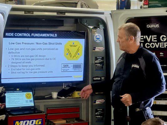 We hosted a Lunch & Learn with our good friends Bumper to Bumper Auto Parts and Garage Gurus!

: 2700 North Woods Lane | Rogers, Arkansas