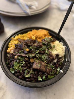 Yummy steak bowl