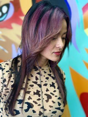 Cool shag haircut with violet color blocking