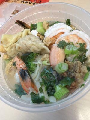 Wonton noodle soup just shrimp