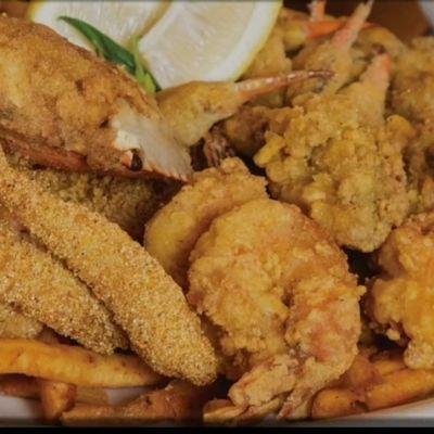 Pick 3 Combo w. Shrimp, Oyster, Crab, Fries, Hushpuppies