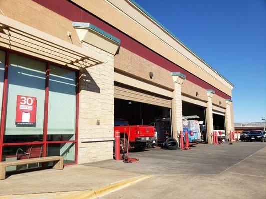 Garages at Discount Tire