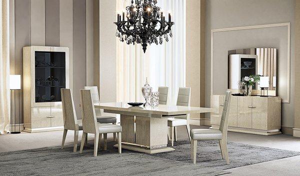 Modern Dining Table & Chairs