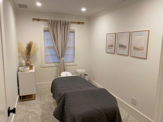 Massage therapy room