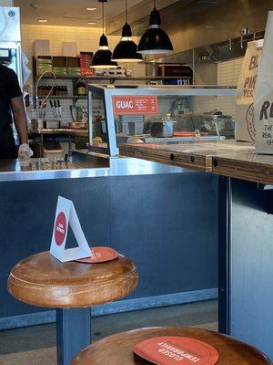 empty kitchen with 15 people waiting to place an order or pick up their online order