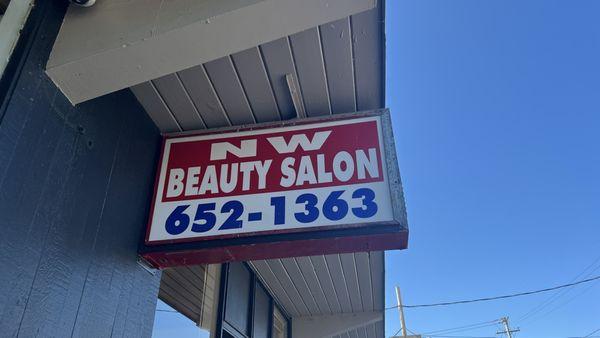 NW beauty salon sign.