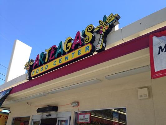 Arteaga's Food Center on Willow.