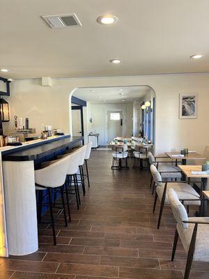 Bar area and dining space, so nautical and cozy!