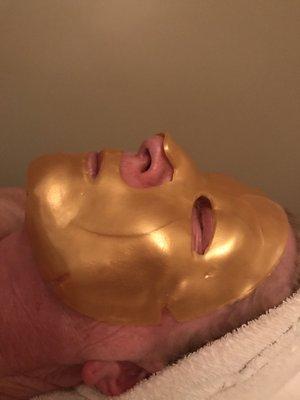 24 karat Gold Anti-aging Facial