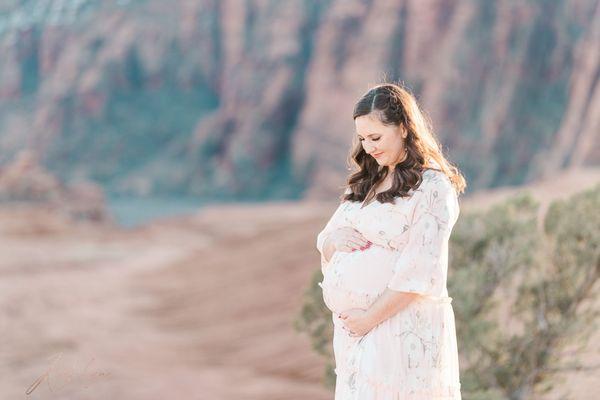 Snow Canyon maternity session