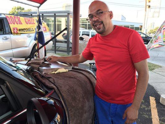 Juan will fix your windshield and stop the crack from spreading $40