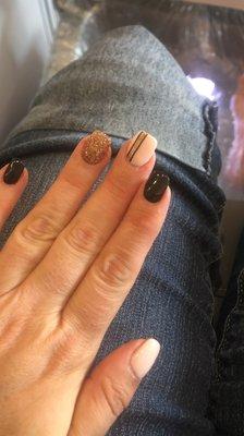 Dip nails by Quynh