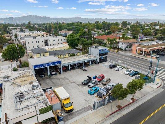 Aerial view of Superior Auto Clininc